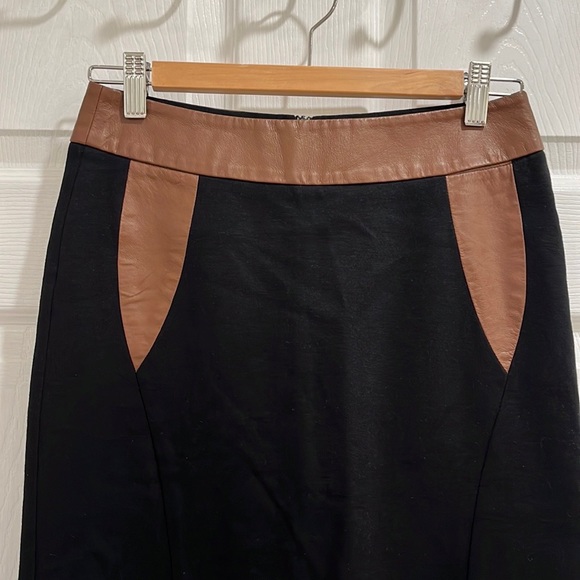 Neiman Marcus Knee Length Pattern Skirt - Picture 6 of 14